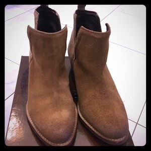 DIBA True Stop By Booties